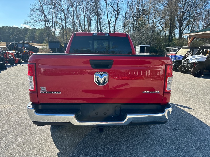 RAM 1500 Big Horn 4x4 Quad Cab 6'4" Box 2023