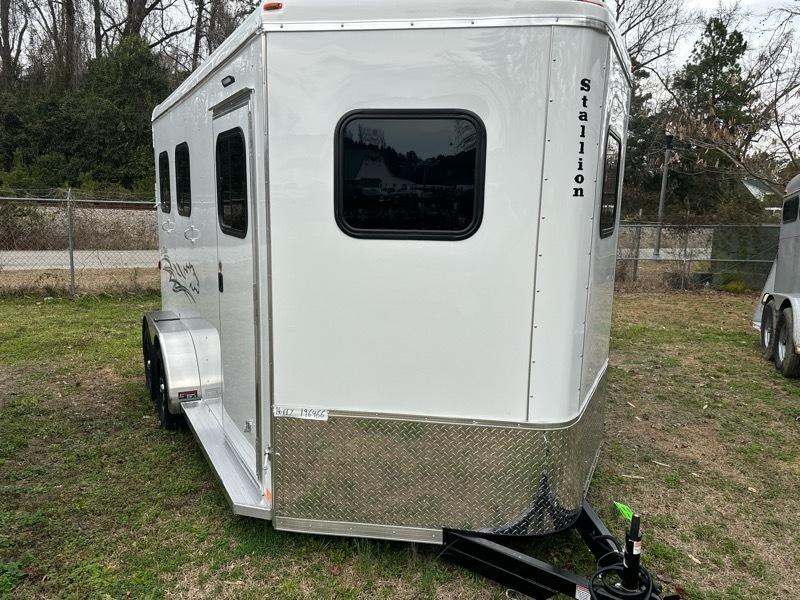 2026 Homesteader 213SB ramp door slant load