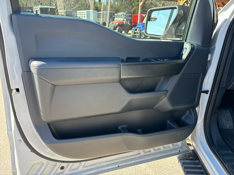 Ford F-150 2WD SuperCab 145" STX 2023