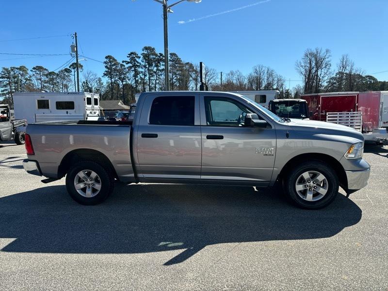 RAM 1500 Classic SLT 4x2 Crew Cab 5'7" Box 2023