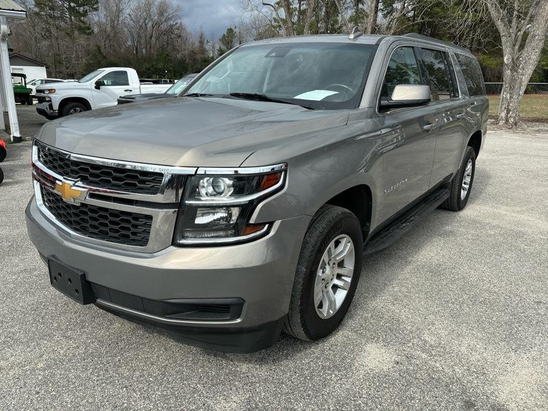 Chevrolet Suburban 4WD 4dr 1500 LT 2018