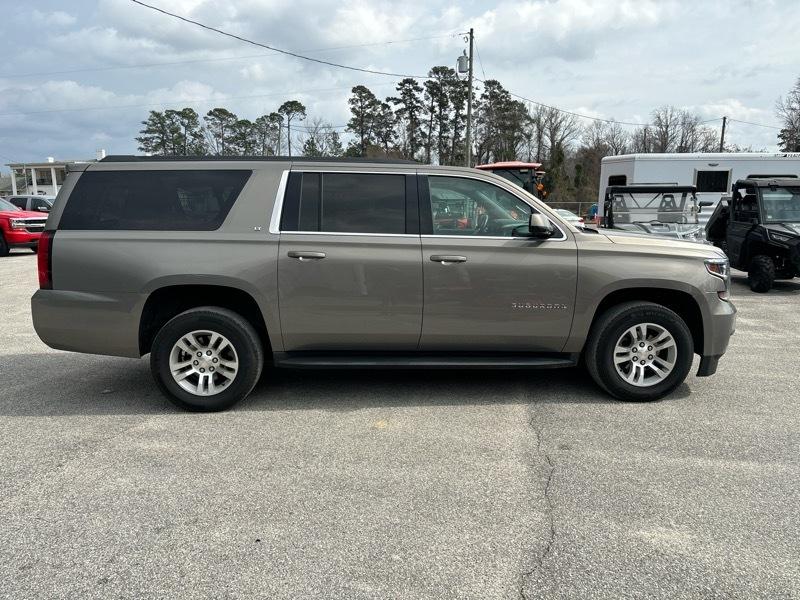 Chevrolet Suburban 4WD 4dr 1500 LT 2018