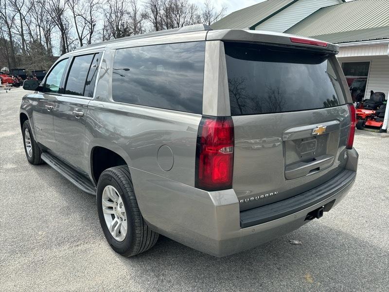 Chevrolet Suburban 4WD 4dr 1500 LT 2018