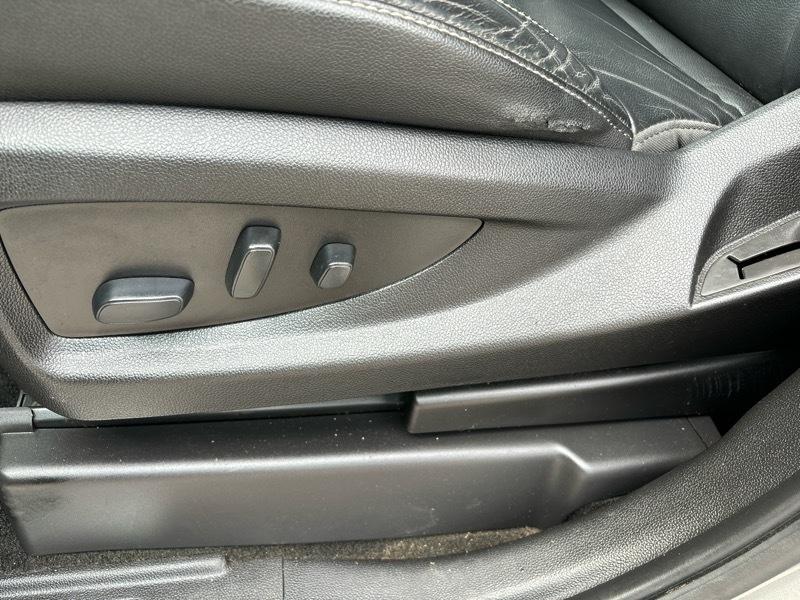 Chevrolet Suburban 4WD 4dr 1500 LT 2018