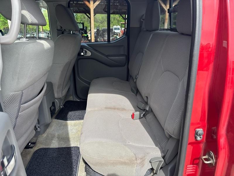 Nissan Frontier 4WD Crew Cab SWB Auto PRO-4X 2015