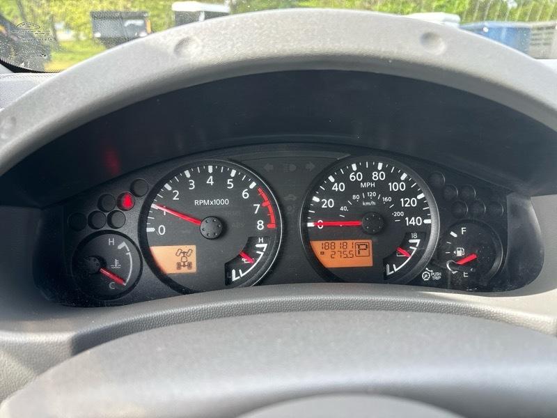 Nissan Frontier 4WD Crew Cab SWB Auto PRO-4X 2015