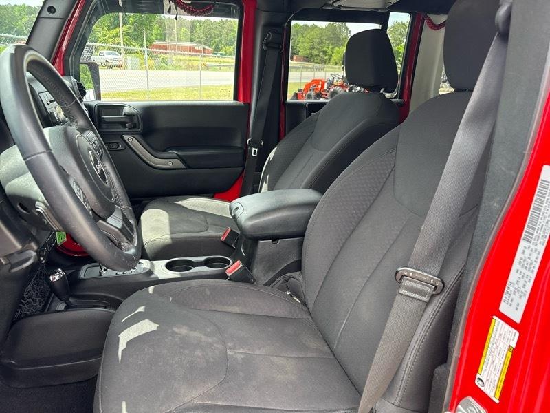 Jeep Wrangler Unlimited 4WD 4dr Sport 2015