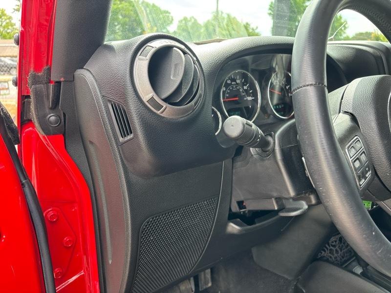 Jeep Wrangler Unlimited 4WD 4dr Sport 2015