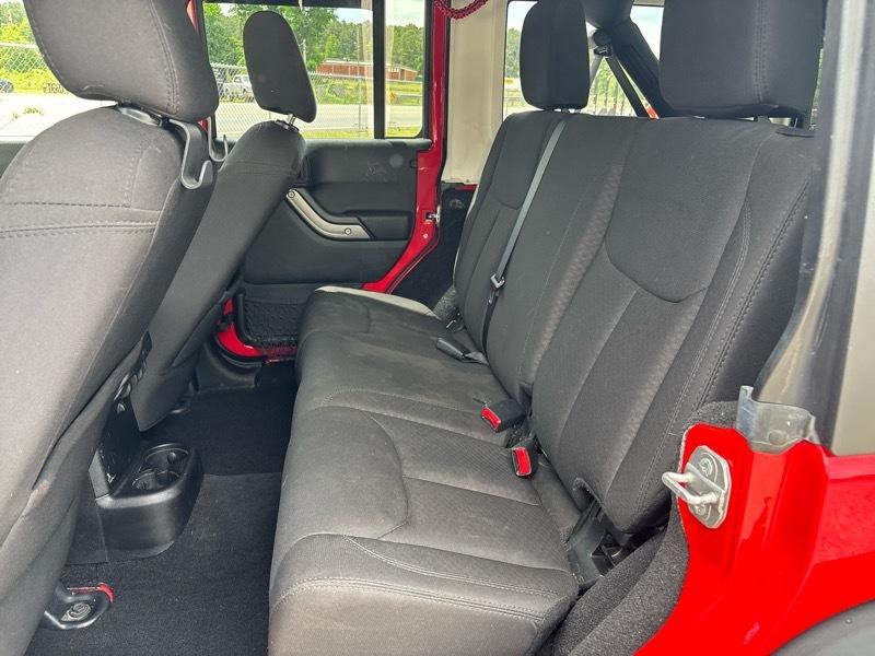 Jeep Wrangler Unlimited 4WD 4dr Sport 2015