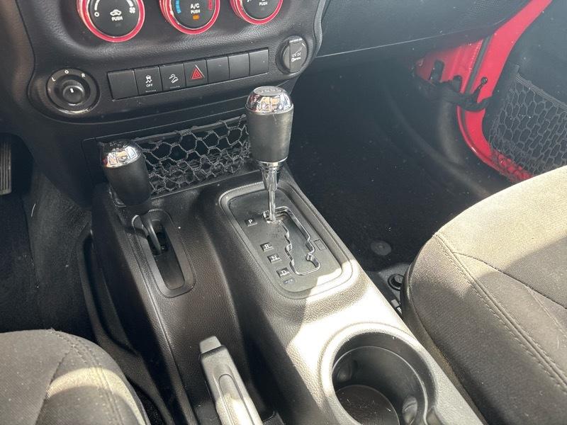 Jeep Wrangler Unlimited 4WD 4dr Sport 2015