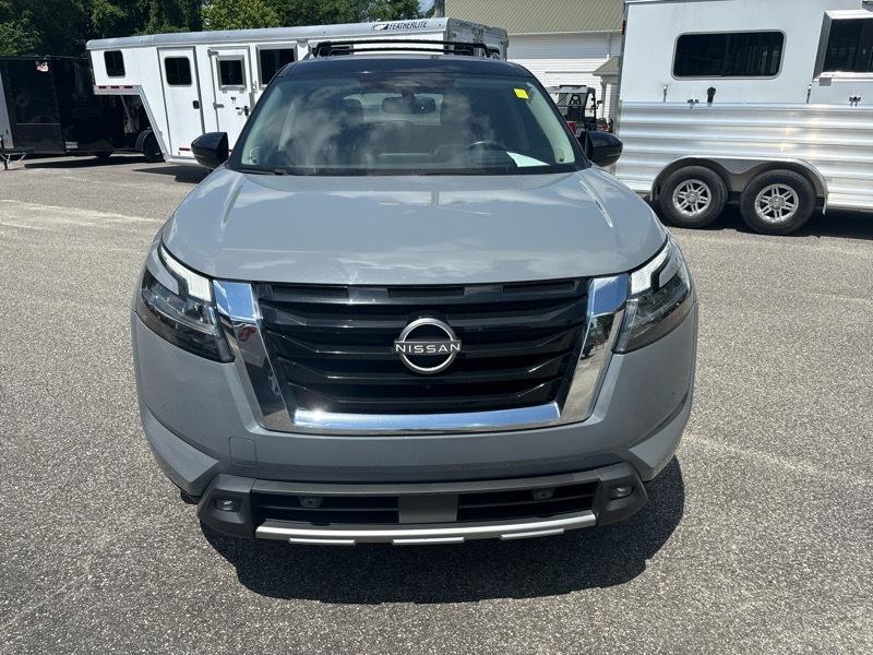 Nissan Pathfinder Platinum 2WD 2022