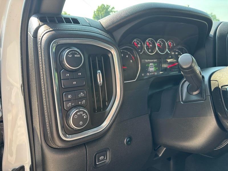 Chevrolet Silverado 2500HD 4WD Crew Cab 159" LT 2023