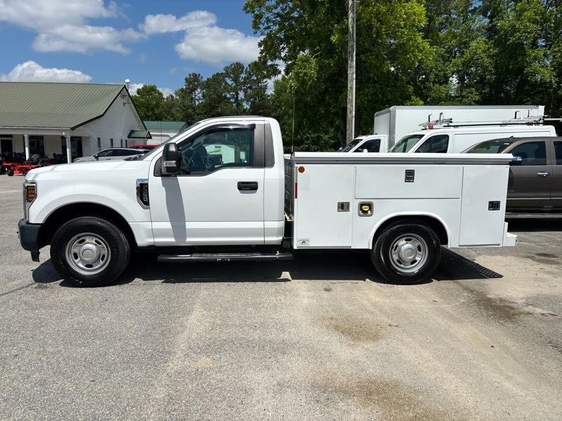 2018 Ford F-250 XLT Regular Cab 8' Box's photo