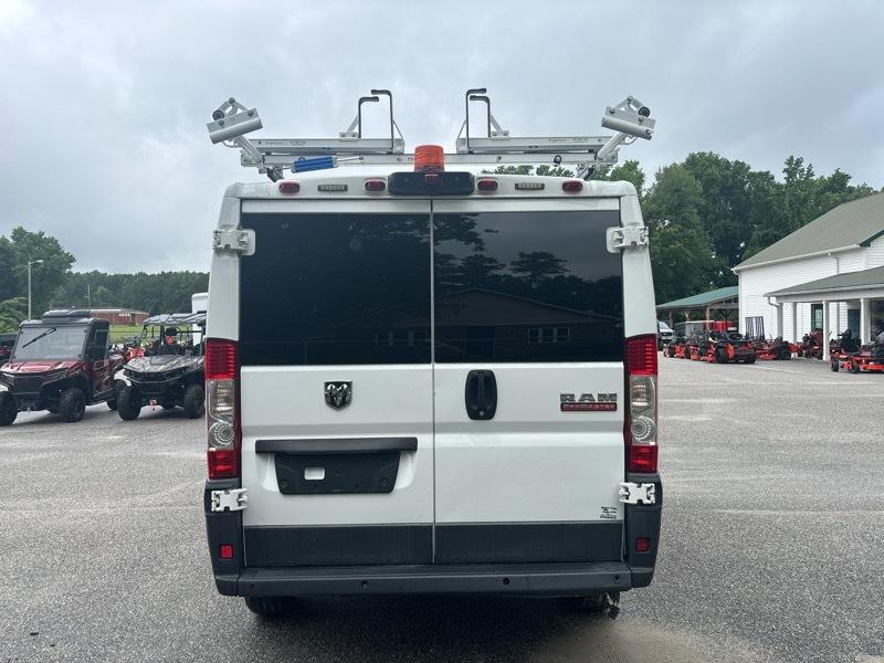 RAM ProMaster Cargo Van 1500 Low Roof 118" WB 2017