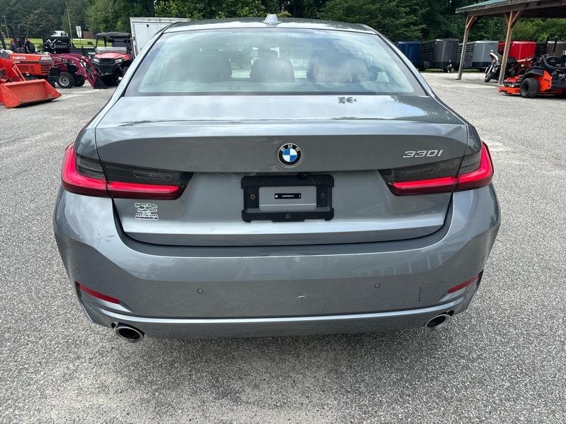 BMW 3 Series 330i Sedan 2024