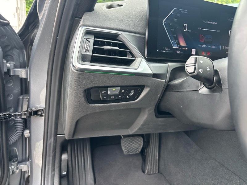 BMW 3 Series 330i Sedan 2024