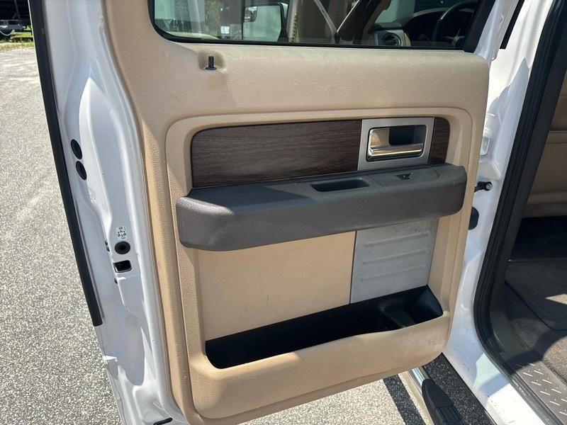 Ford F-150 4WD SuperCrew 145" Lariat 2014