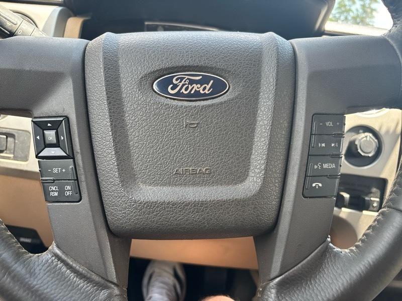 Ford F-150 4WD SuperCrew 145" Lariat 2014