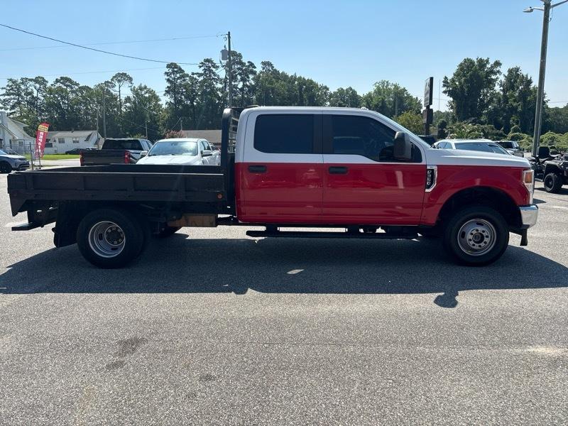 Ford Super Duty F-350 DRW XL 4WD Crew Cab 179" WB 60" CA 2021