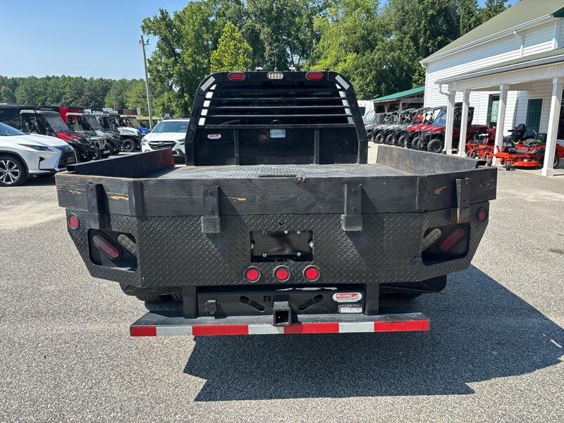 Ford Super Duty F-350 DRW XL 4WD Crew Cab 179" WB 60" CA 2021