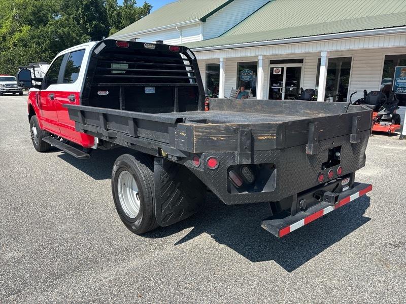 Ford Super Duty F-350 DRW XL 4WD Crew Cab 179" WB 60" CA 2021