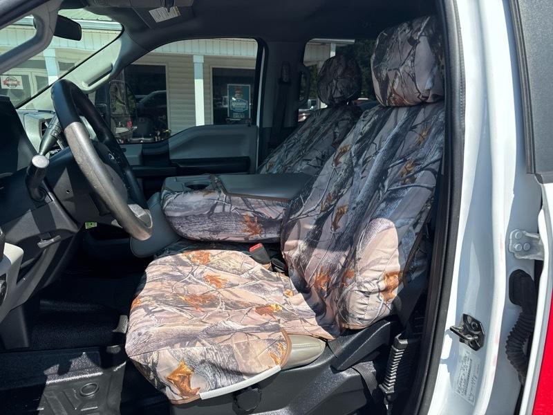 Ford Super Duty F-350 DRW XL 4WD Crew Cab 179" WB 60" CA 2021