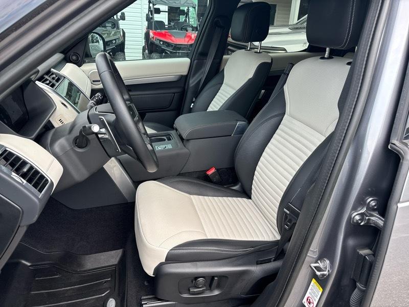 Land Rover Discovery P300 S R-Dynamic 2023