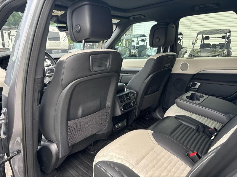 Land Rover Discovery P300 S R-Dynamic 2023