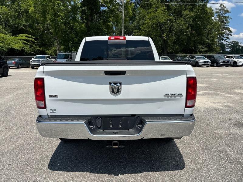 RAM 1500 Classic SLT 4x4 Crew Cab 5'7" Box 2023