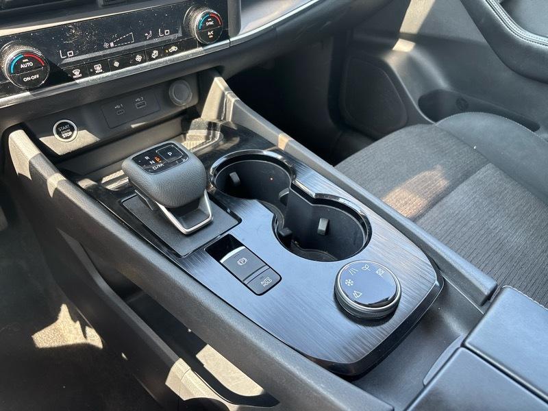 Nissan Rogue AWD SV 2023