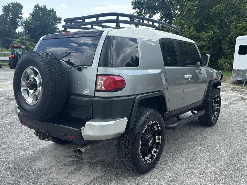 Toyota FJ Cruiser 4WD 4dr Man (Natl) 2010
