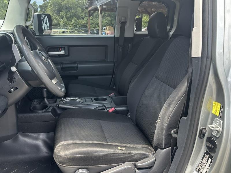 Toyota FJ Cruiser 4WD 4dr Man (Natl) 2010
