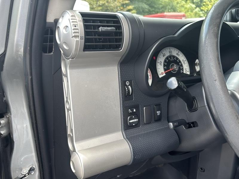 Toyota FJ Cruiser 4WD 4dr Man (Natl) 2010