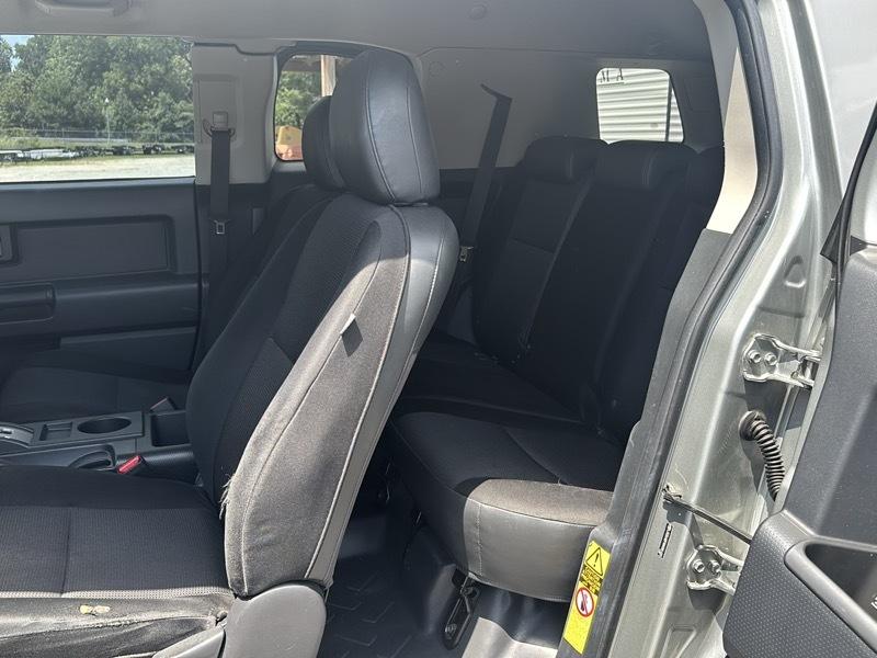 Toyota FJ Cruiser 4WD 4dr Man (Natl) 2010