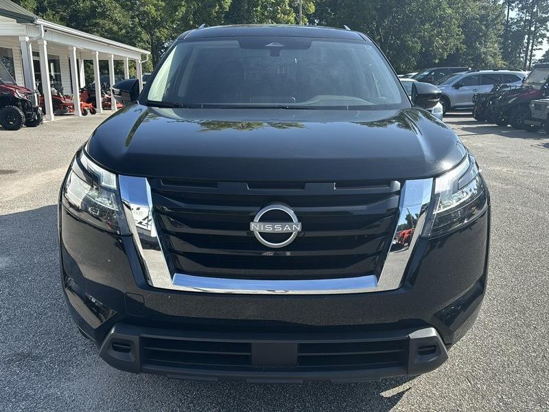 Nissan Pathfinder SV 4WD 2025