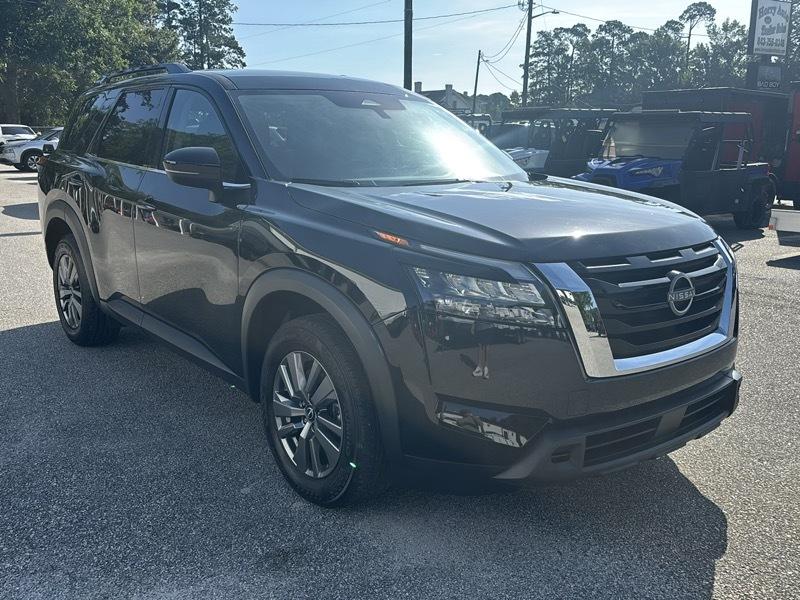Nissan Pathfinder SV 4WD 2025
