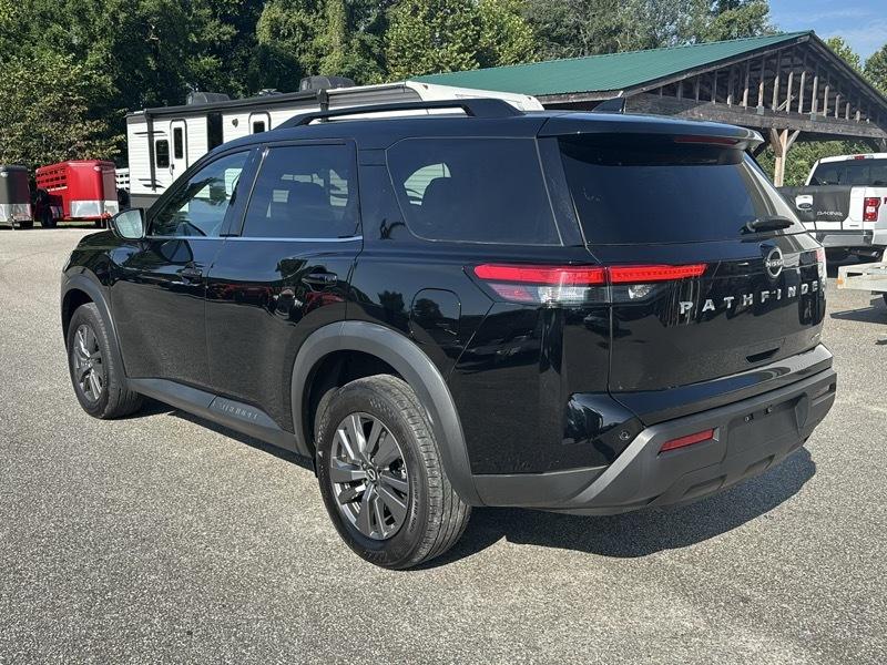Nissan Pathfinder SV 4WD 2025