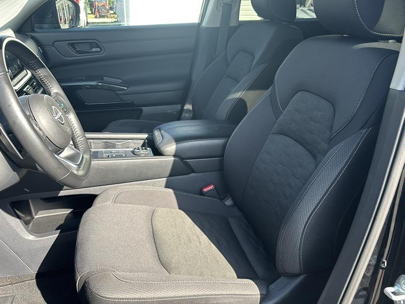 Nissan Pathfinder SV 4WD 2025