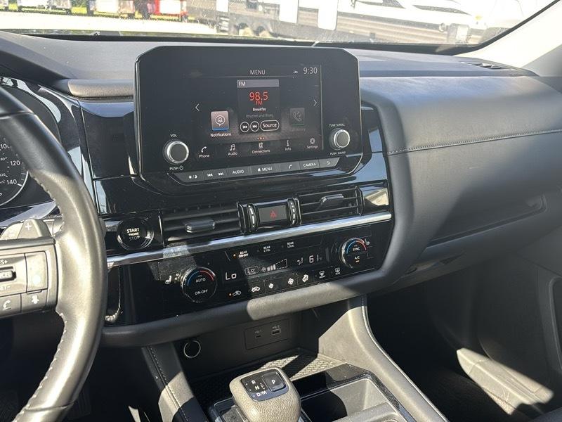 Nissan Pathfinder SV 4WD 2025