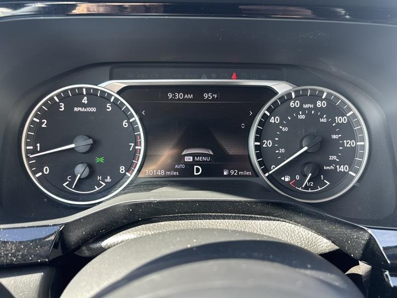 Nissan Pathfinder SV 4WD 2025