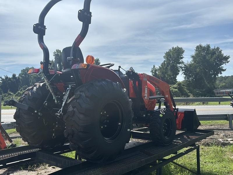 Bad Boy Tractors 4035H with Loader  2026