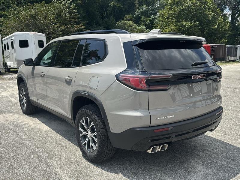 GMC Acadia AWD 4dr AT4 2026