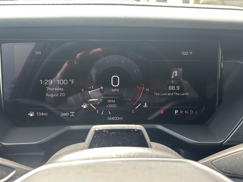 GMC Acadia AWD 4dr AT4 2026
