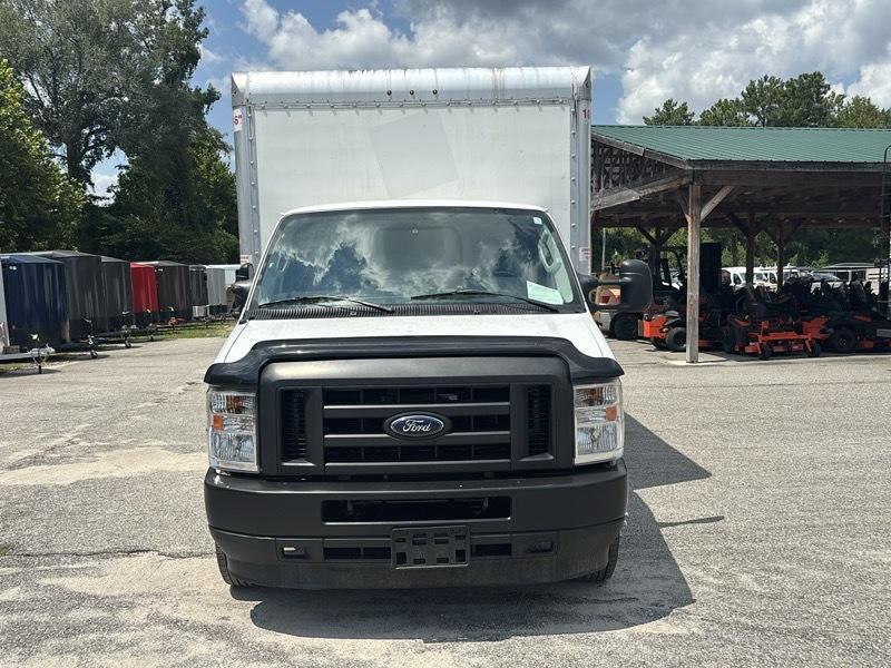 Ford E-Series Cutaway E-350 SRW 138" WB 2024