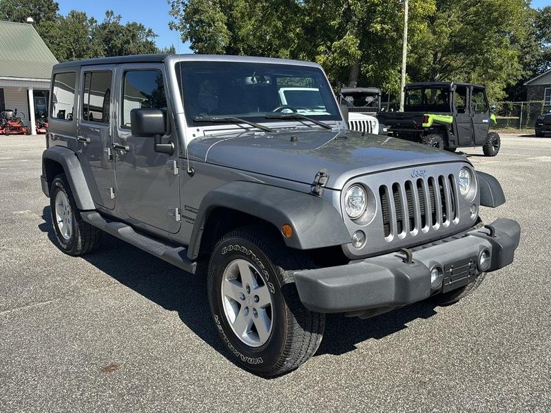 Jeep Wrangler Unlimited Sport 4x4 2017