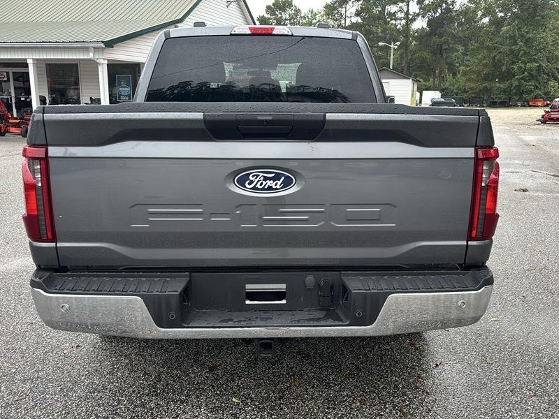 Ford F-150 XLT 2WD SuperCrew 5.5' Box 2025
