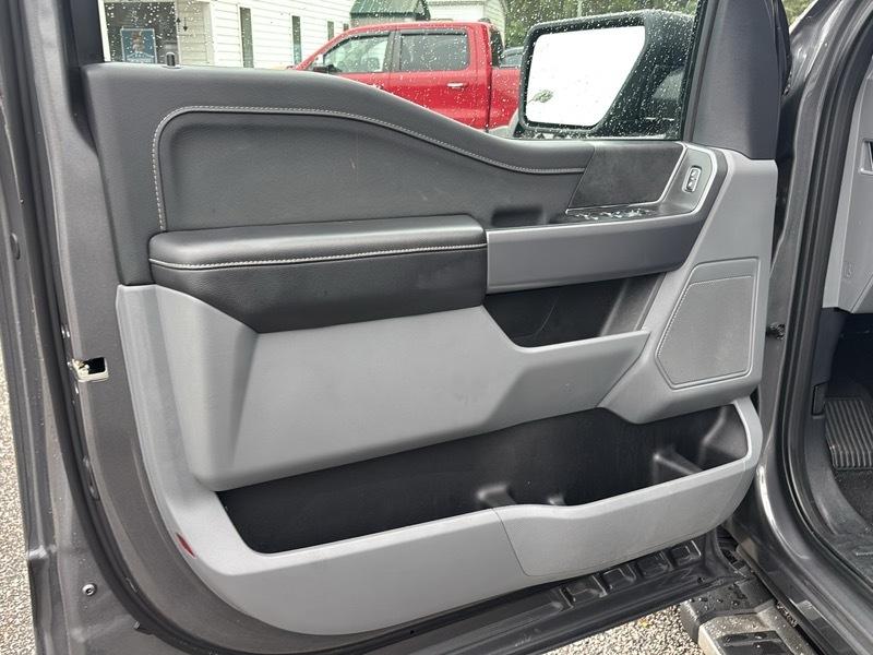 Ford F-150 XLT 2WD SuperCrew 5.5' Box 2025