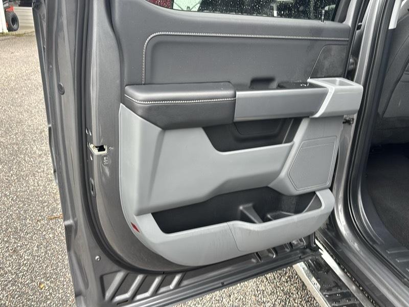 Ford F-150 XLT 2WD SuperCrew 5.5' Box 2025