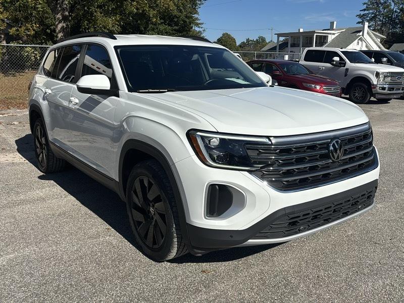 Volkswagen Atlas 2.0T SE w/Technology 4MOTION 2024