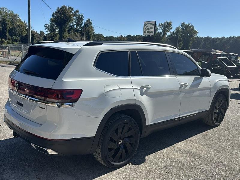 Volkswagen Atlas 2.0T SE w/Technology 4MOTION 2024